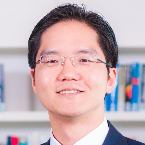 Jerald Yoo headshot
