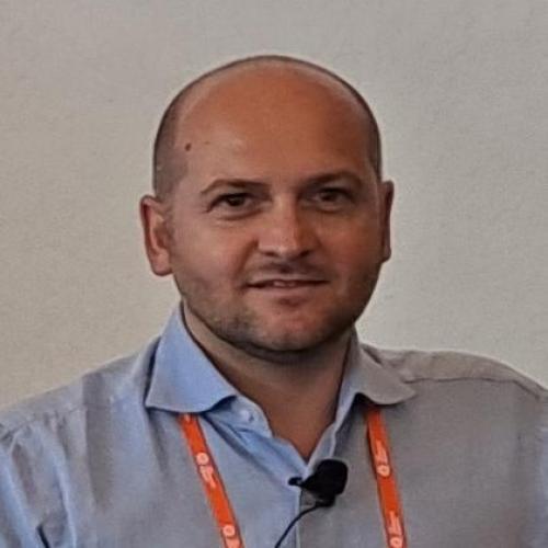  Andrea Guerrieri