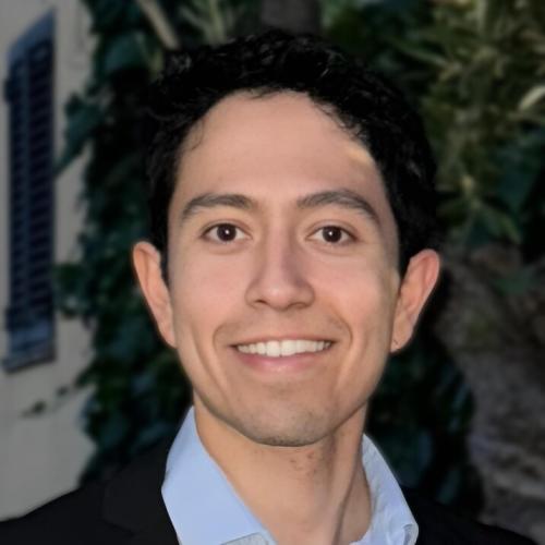 Esteban Garzon headshot