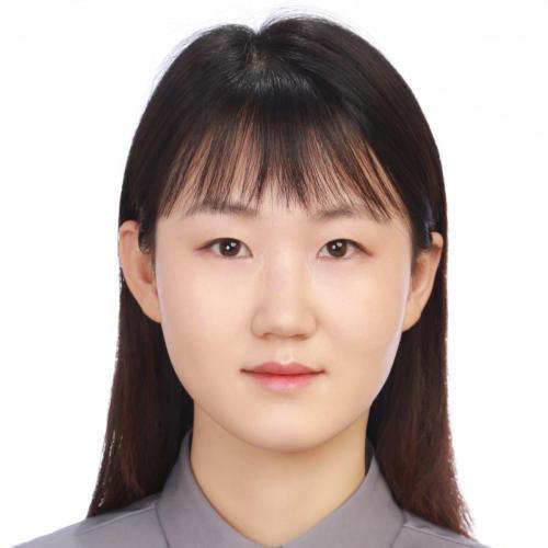 Lixia Han headshot