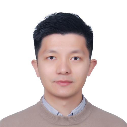 Yuxuan Luo headshot