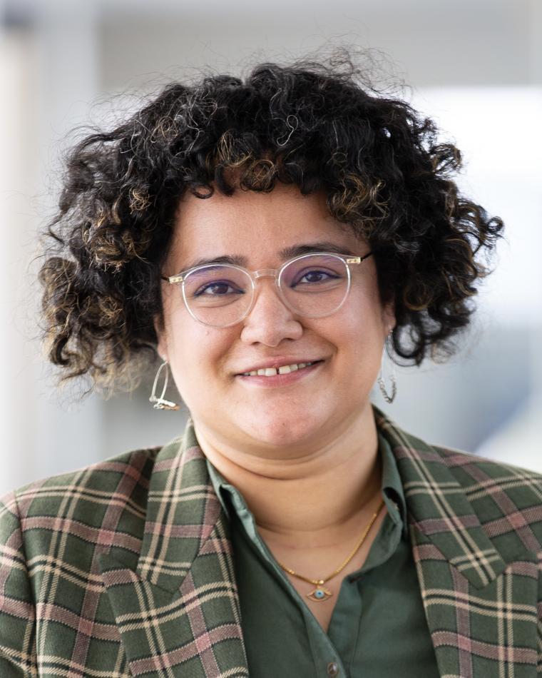 Zahra Abbasi headshot
