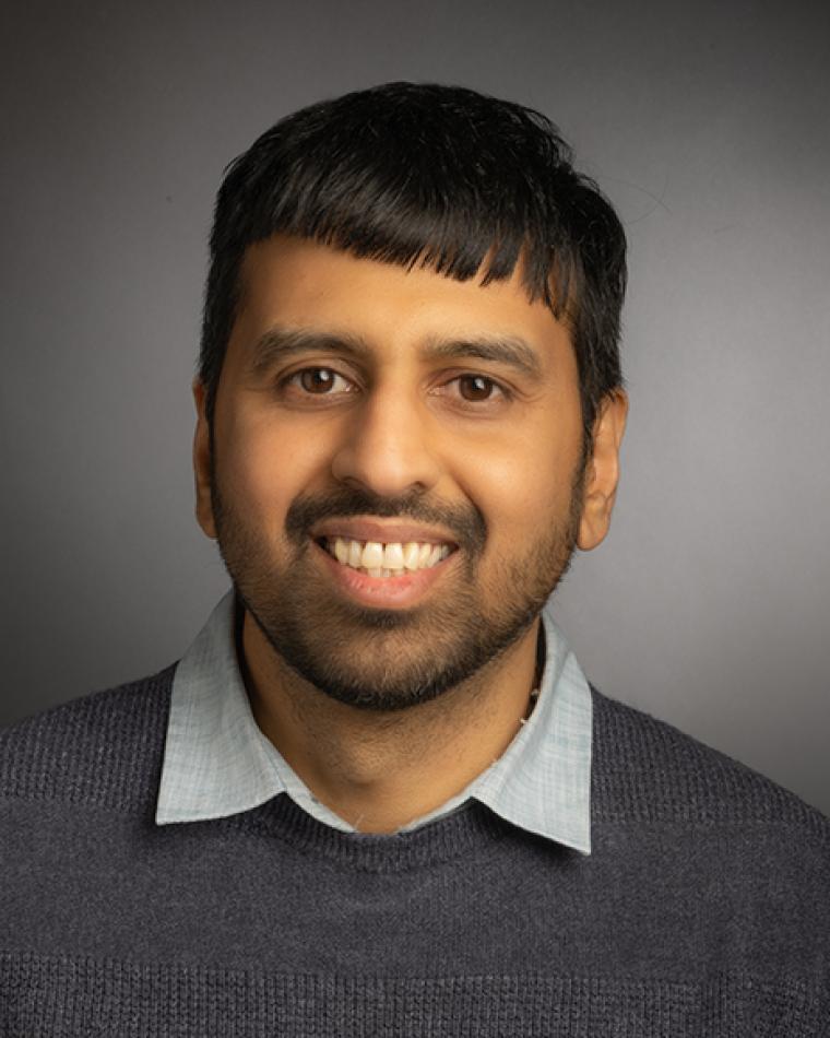 Teju Das headshot