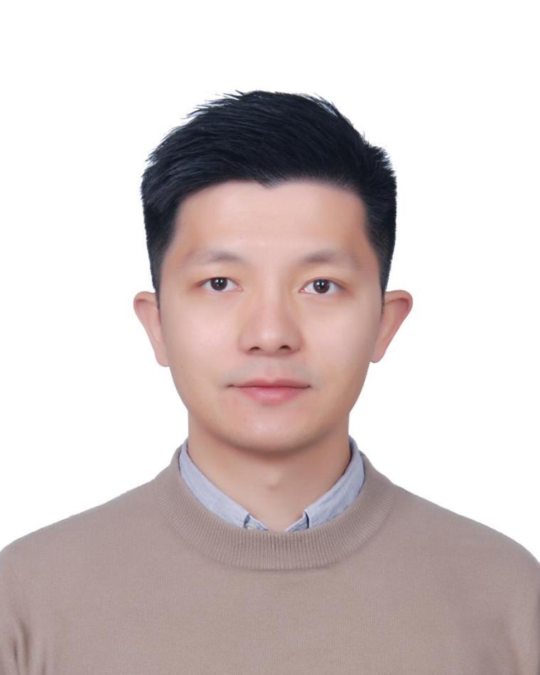 Yuxuan Luo headshot