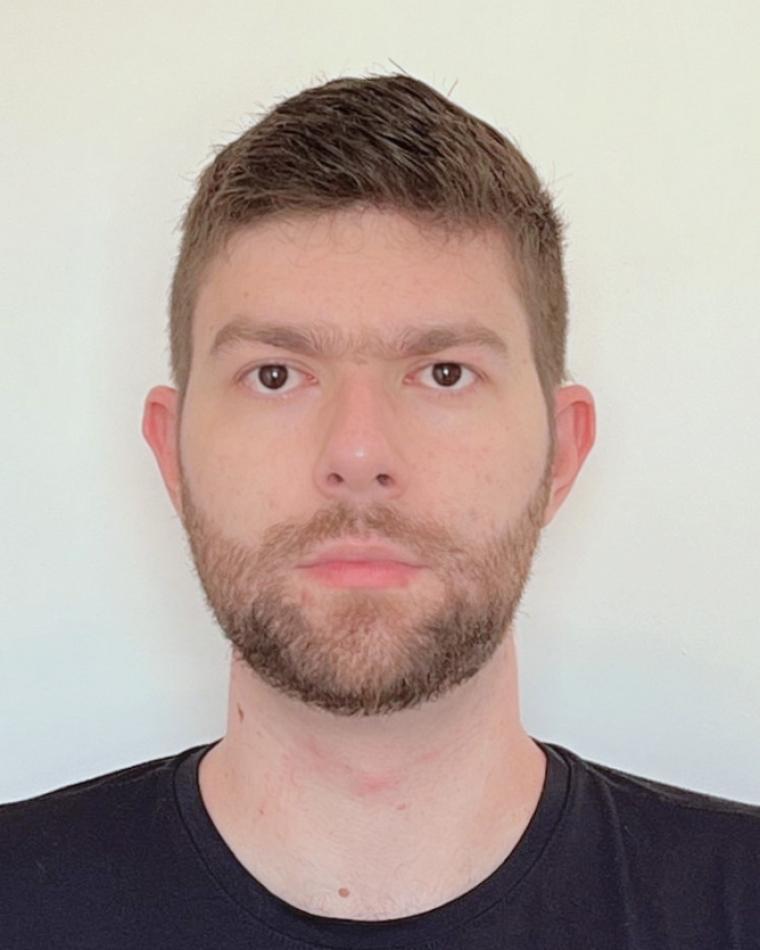 Lucas Nardo headshot