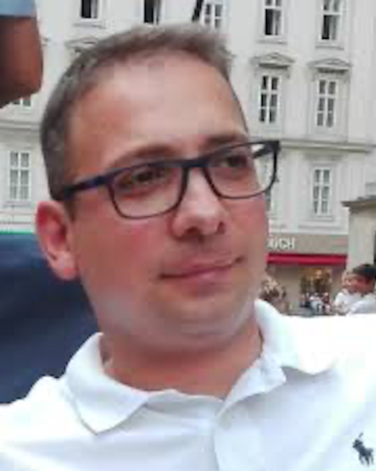 Prof. Thomas Noulis headshot