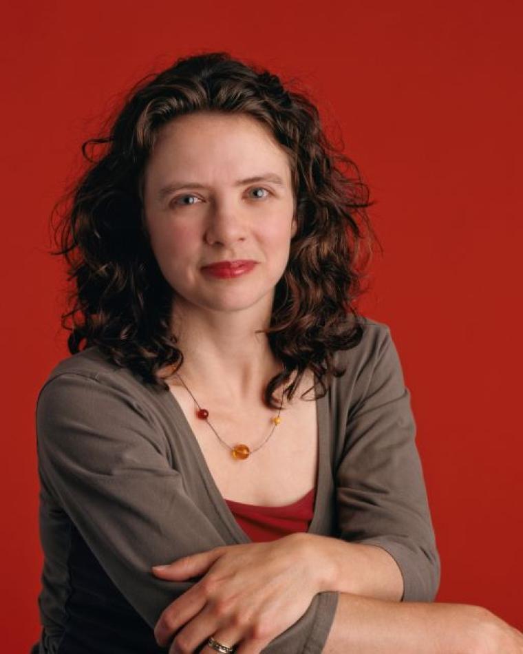 Pamela Abshire headshot