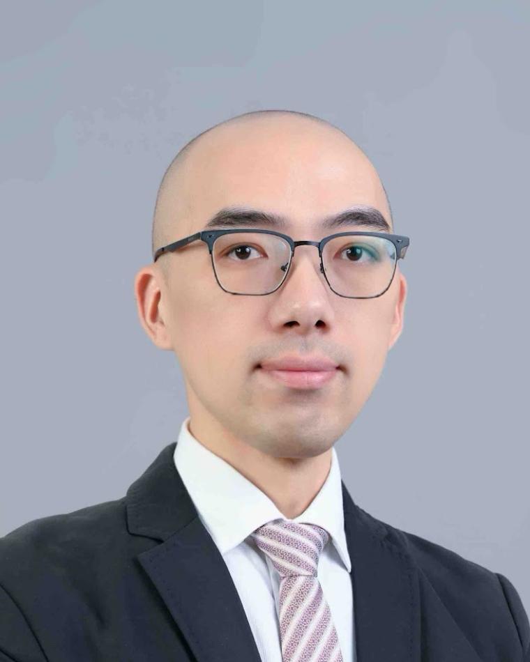 Keping Wang headshot